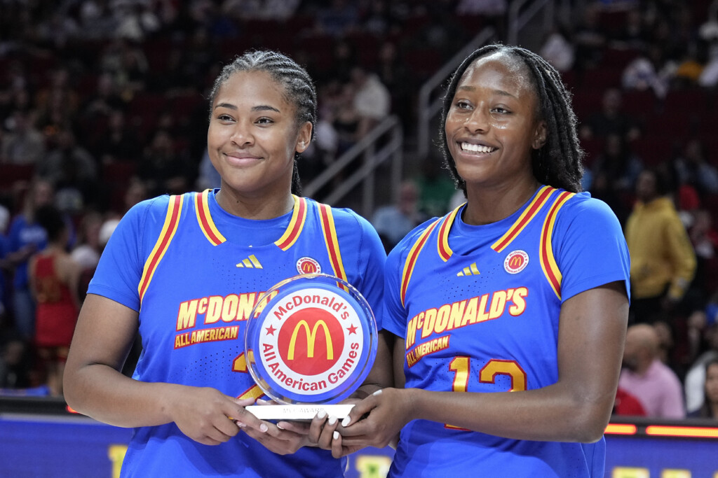 Sarah Strong, Joyce Edwards