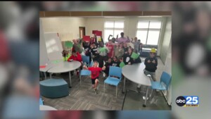 Doug Currin Visits Elementary Schools For Career Day