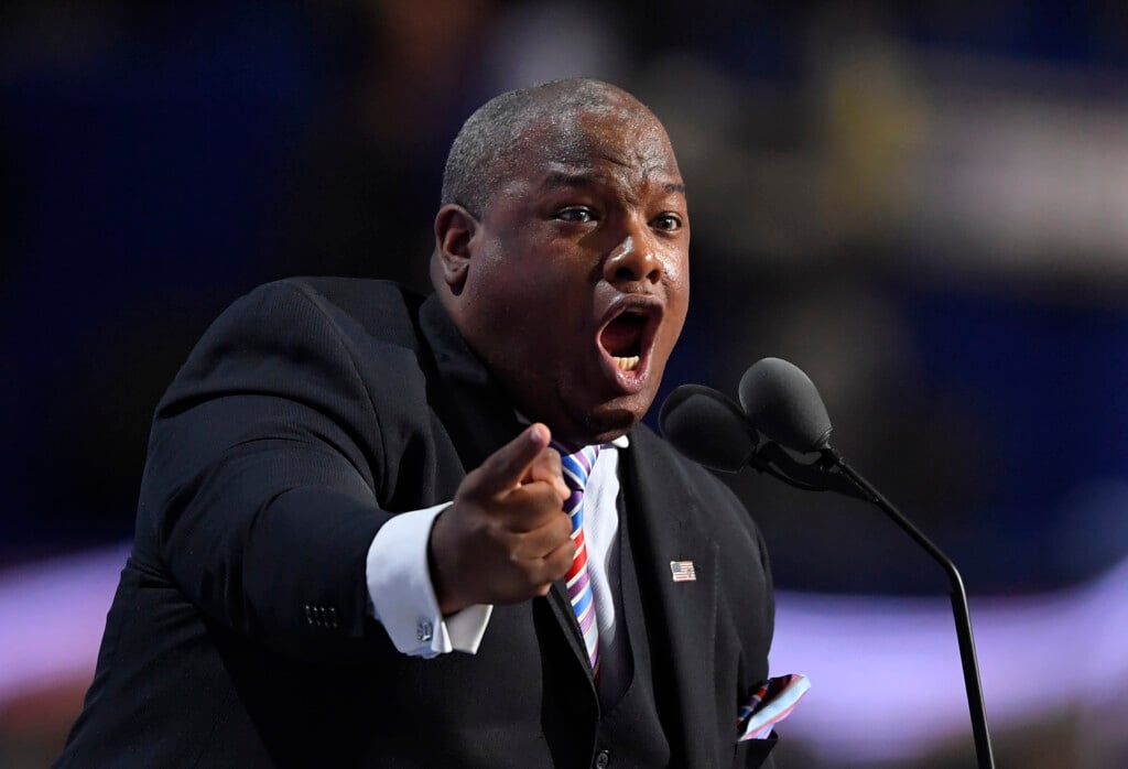 Mark Burns
