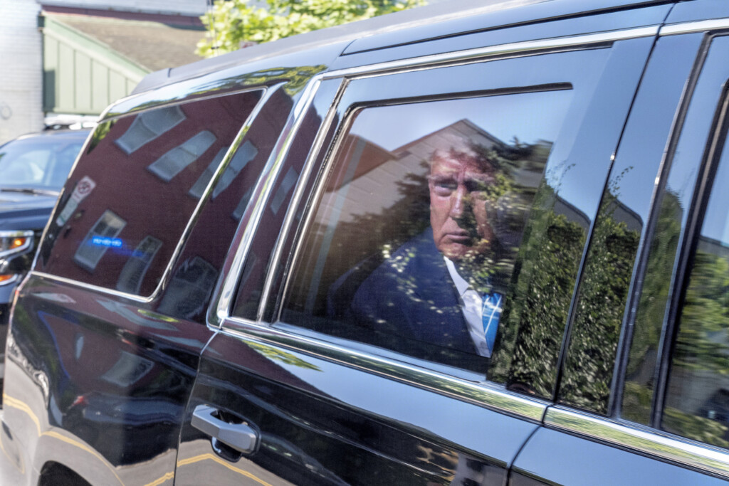 Aptopix Trump