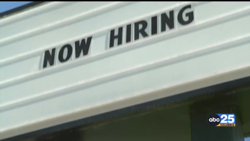 Job Openings Fall To New 3 Year Low