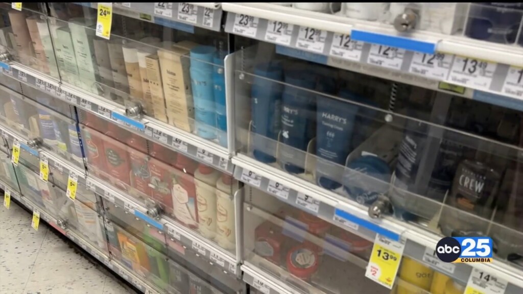 Walgreens To Close 8,600 Stores