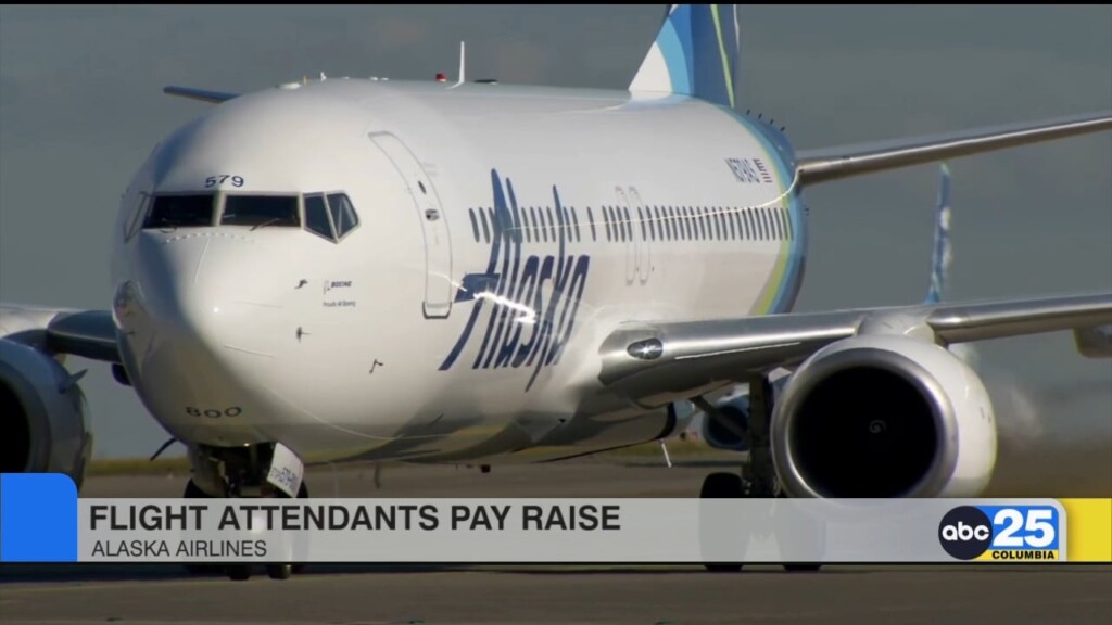 Alaska Airlines' Flight Attendants To Receive Pay Raise