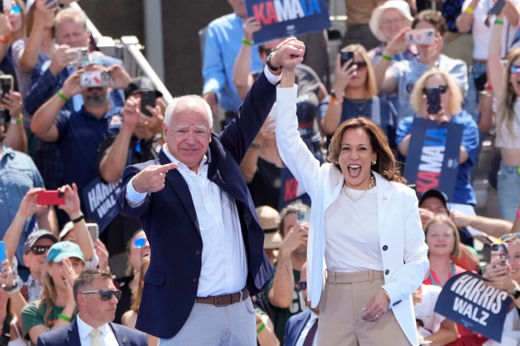 Kamala Harris Tim Walz