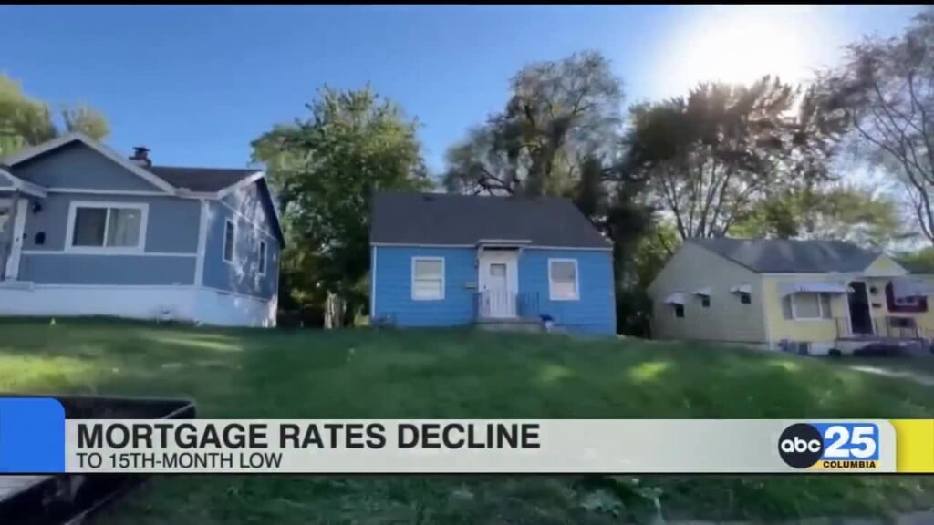 Mortgage Rates Decline To 15 Month Low