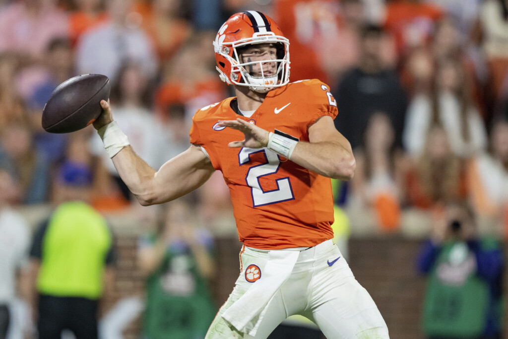 Clemson Riley's Offense Football