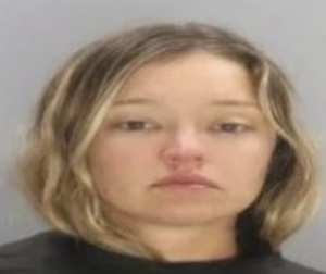 Sydney Ezelle (Columbia PD arrest)