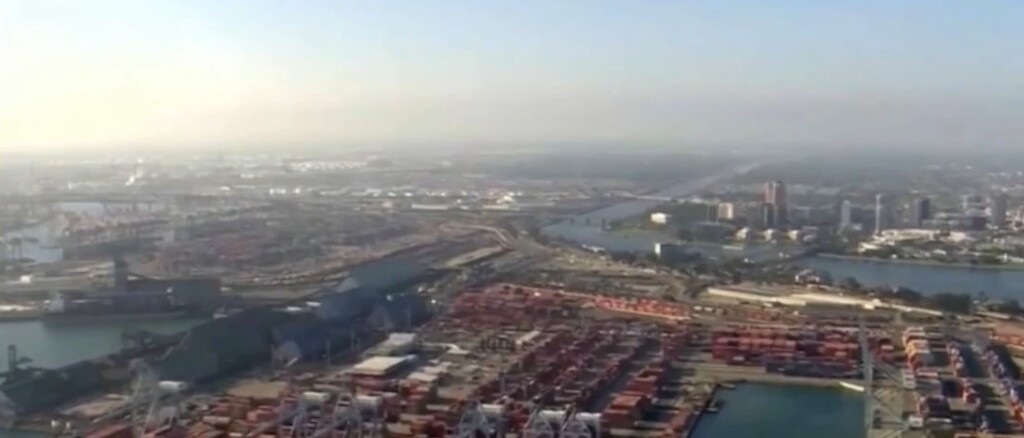 Port Strike Continues To Day 3