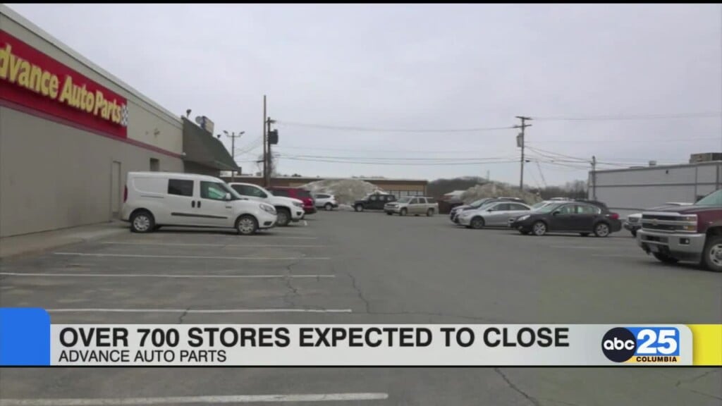Advance Auto Parks Expects To Close Over 700 Stores