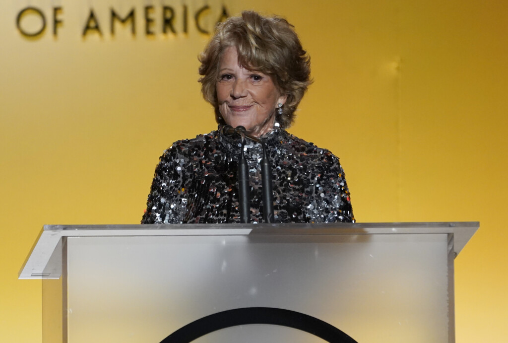 Linda Lavin