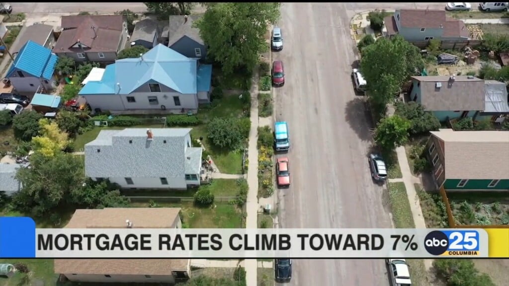 Mortagage Rates Climb Toward 7%