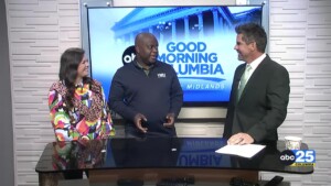 United Way Driving Down Main