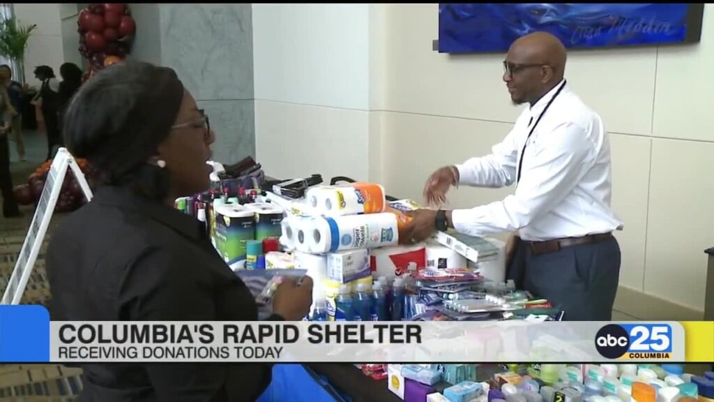 Columbia's Rapid Shelter Receives Donation