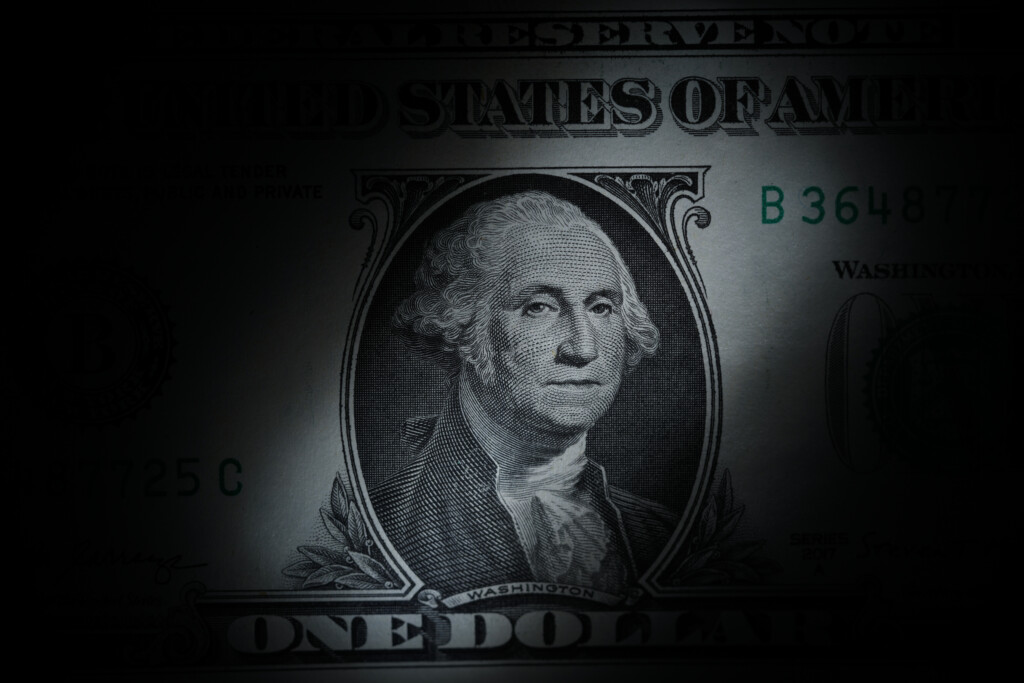 Trump Tariffs Falling Dollar