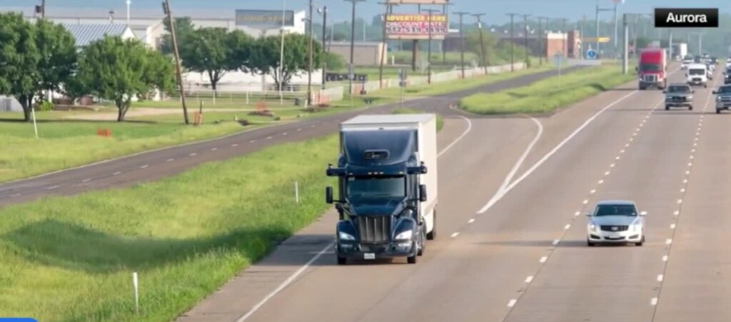 1st Driverless Semi Trucks