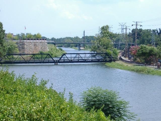 Riverfront Park Trail