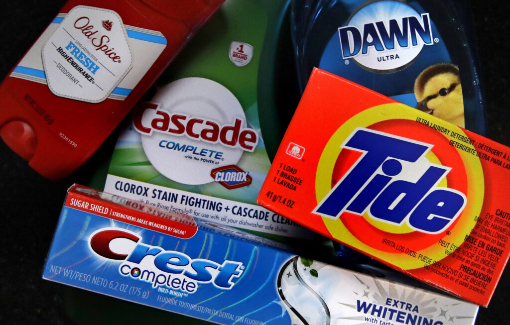 Earns Procter & Gamble