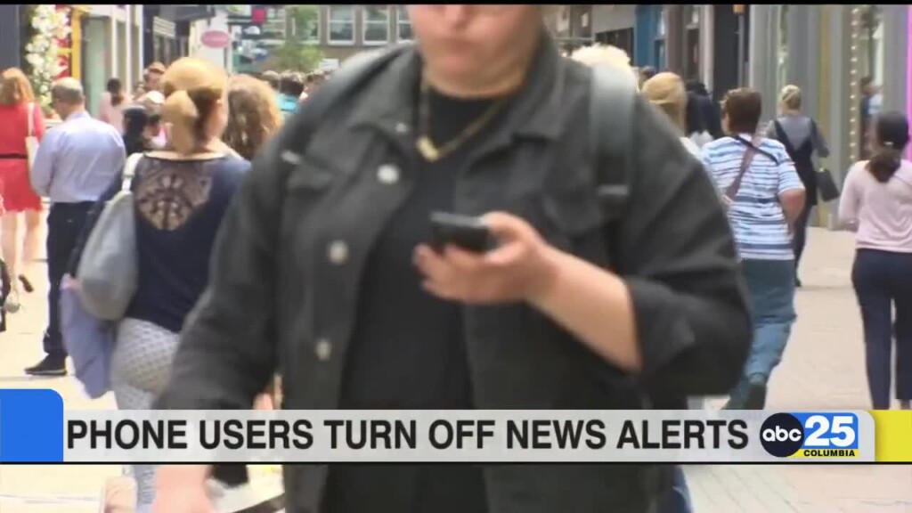 Phone Users Turn Off News Alerts