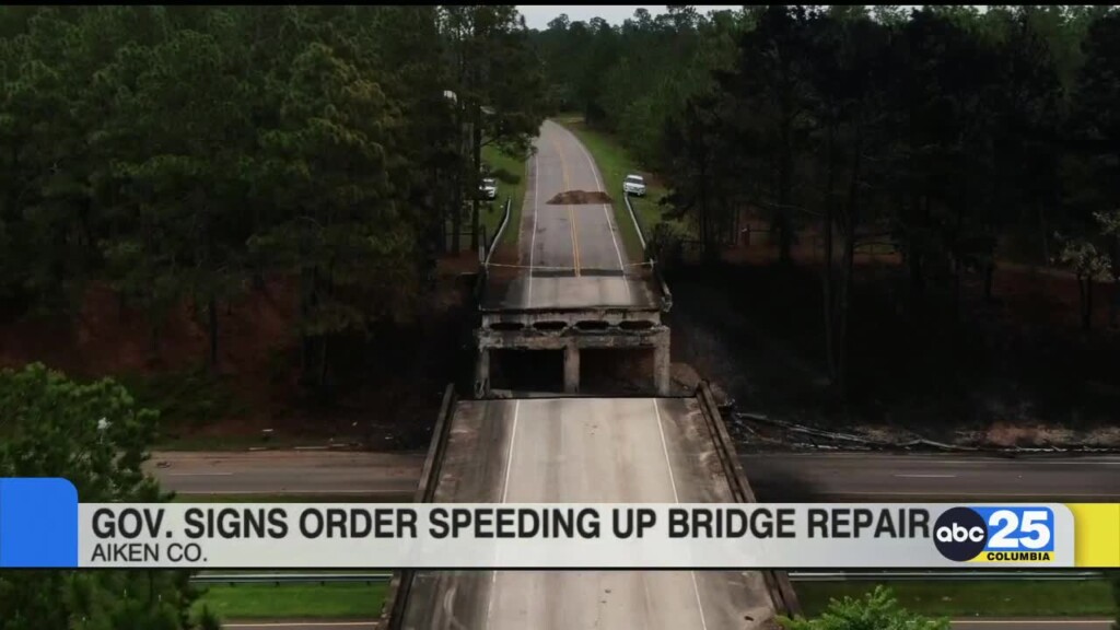 Sc Gov. Signs Order Speeding Up Bridge Repair