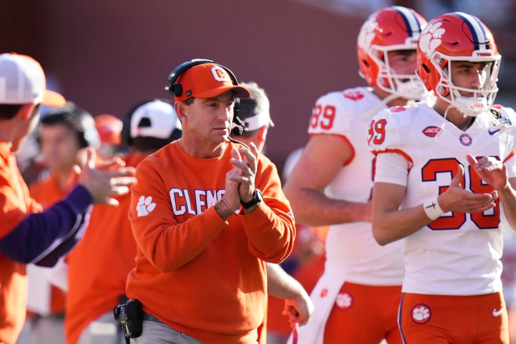 College Football Poll