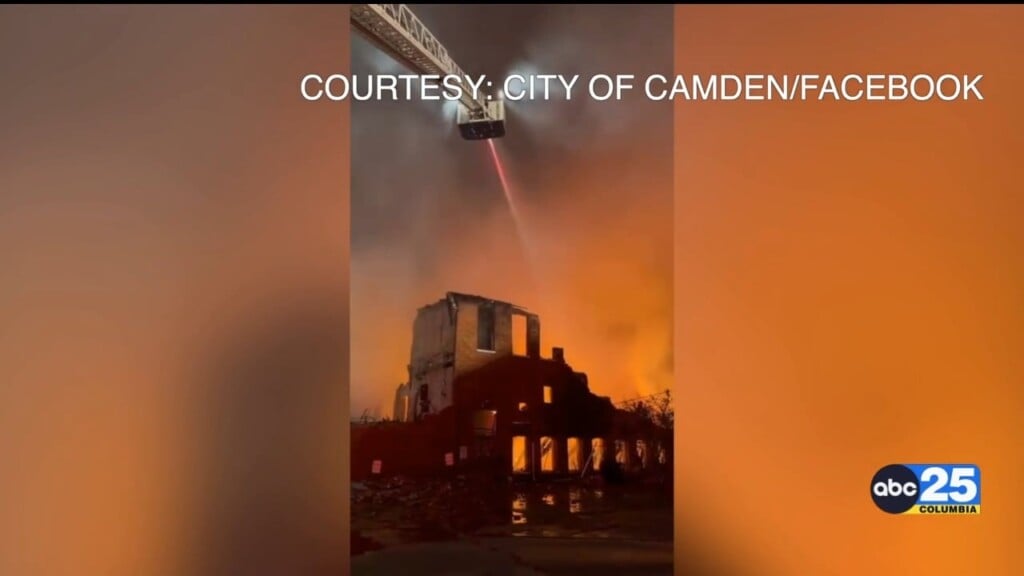 No Injures Reported After Vacant Camden Building Fire