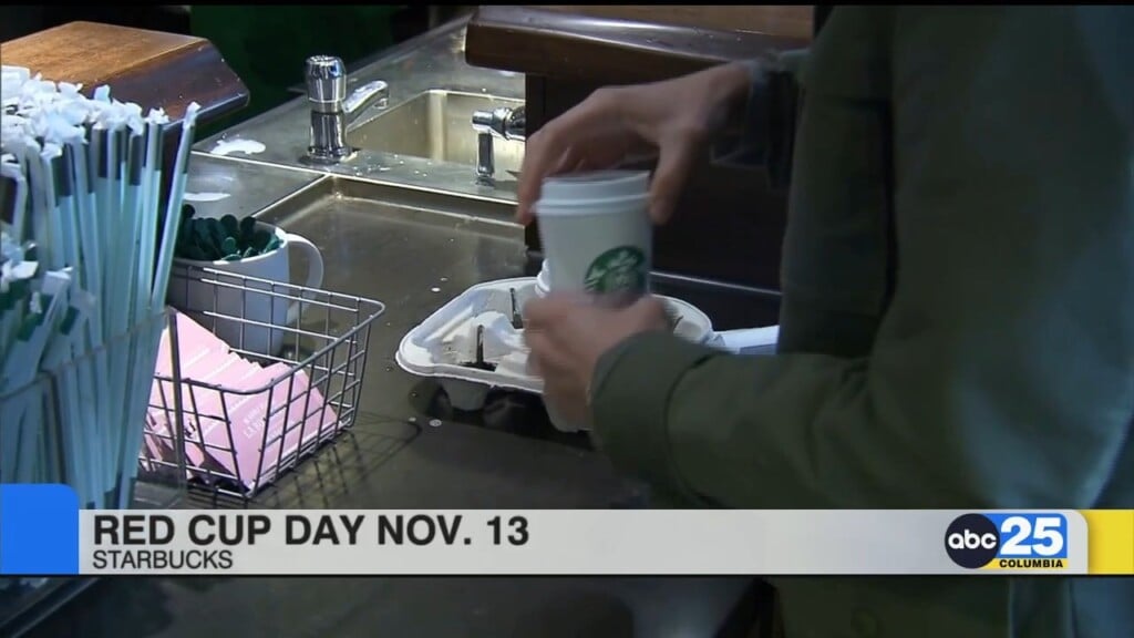 Starbucks Announces Red Cup Day