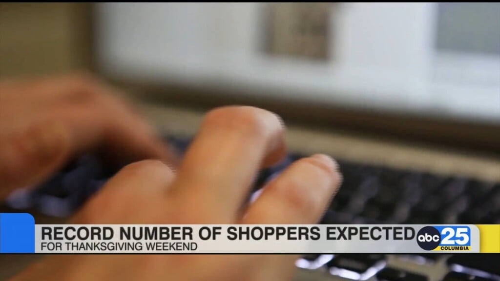 Record Number Of Shoppers Expected For Thanksgiving Weekend