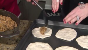 Love It Or Chuck It: Cheeseburger Bombs