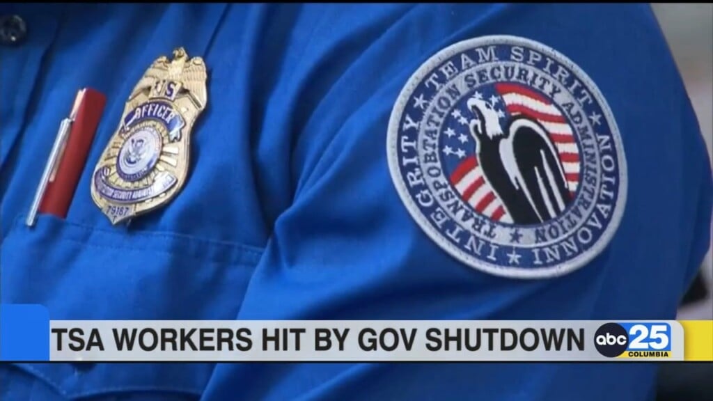 Tsa Workers Hit By Gov Shutdown