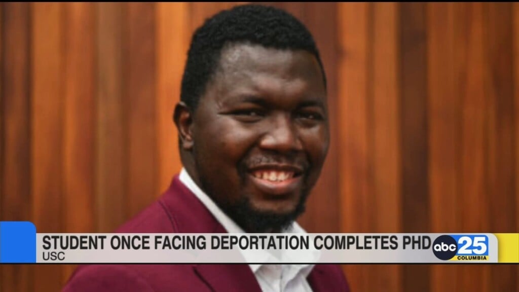 Usc Student Once Facing Deportation Completes Phd