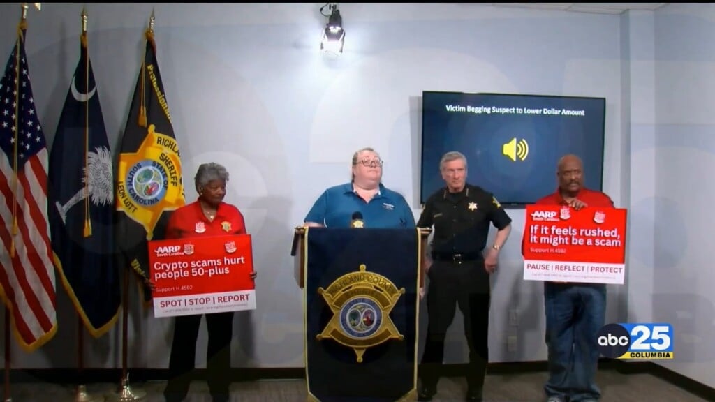 Richland County Deputies Recognize Good Samaritan Who Prevented Scam