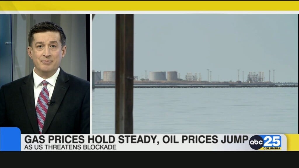 Gas Prices Hold Steady, Oil Prices Jump