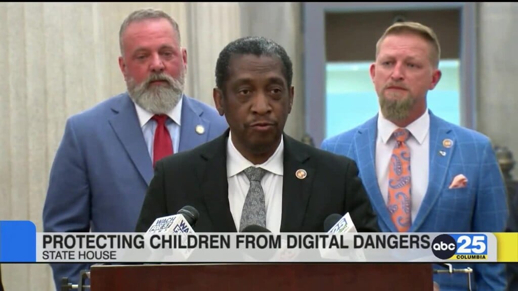 Sc Lawmakers Gather At State House To Draw Attention To Protecting Children From Digital Dangers