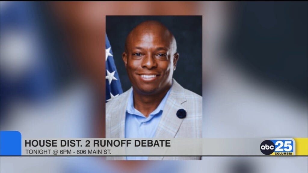 Democratic Candidates David Robinson, Zyon Khalifa Face Off In Debate