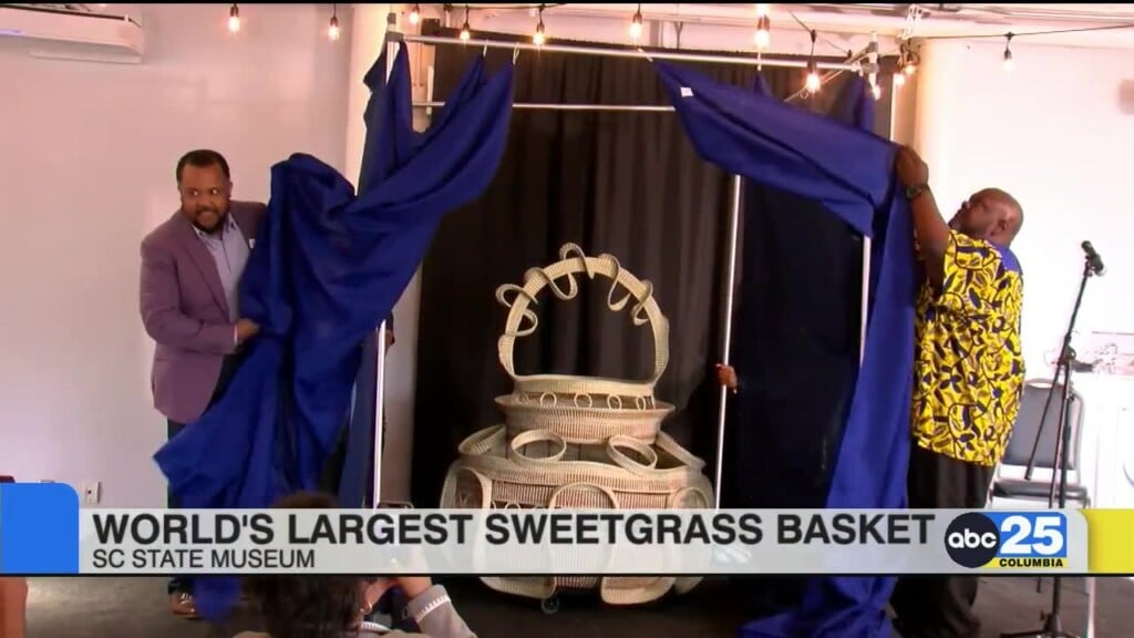 World's Largest Sweetgrass Basket At The Scsm