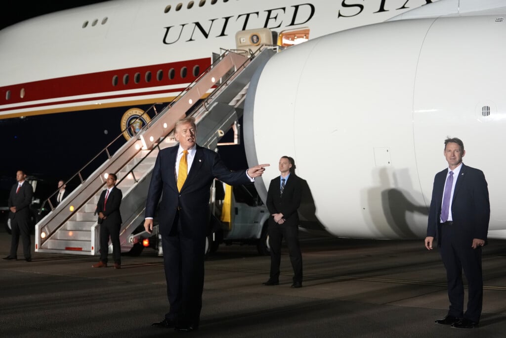 Air Force One Trump