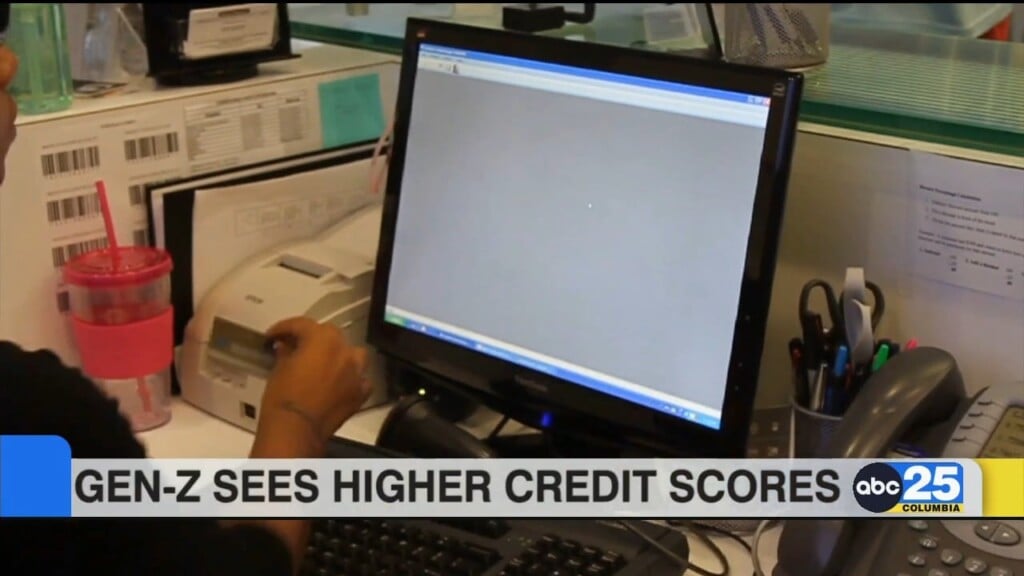 Gen Z Sees Higher Credit Scores
