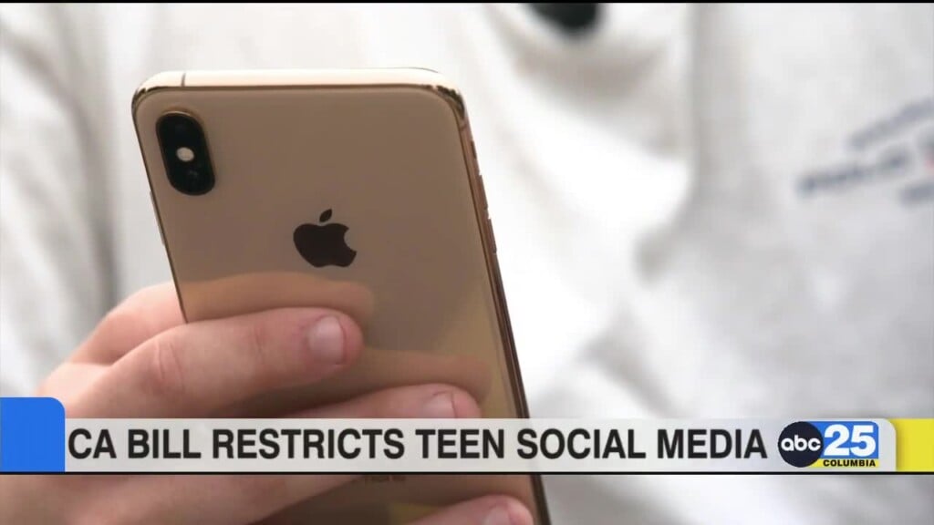 Ca Bill Restricts Teen Social Media