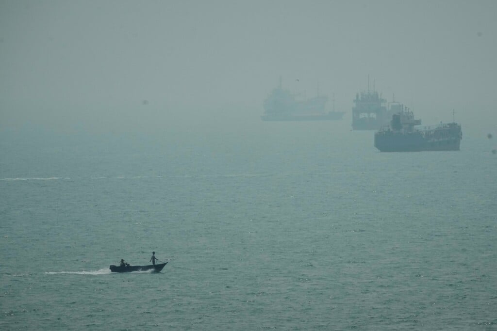 Aptopix Iran War Strait Of Hormuz