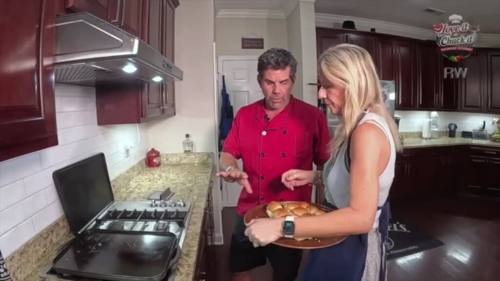 Love It Or Chuck It: Hawaii Roll Grilled Cheese Bites