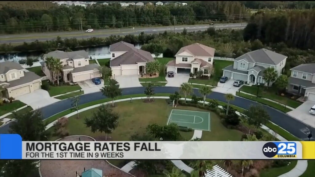 Mortgage Rates Fall For 1st Time In 9 Weeks
