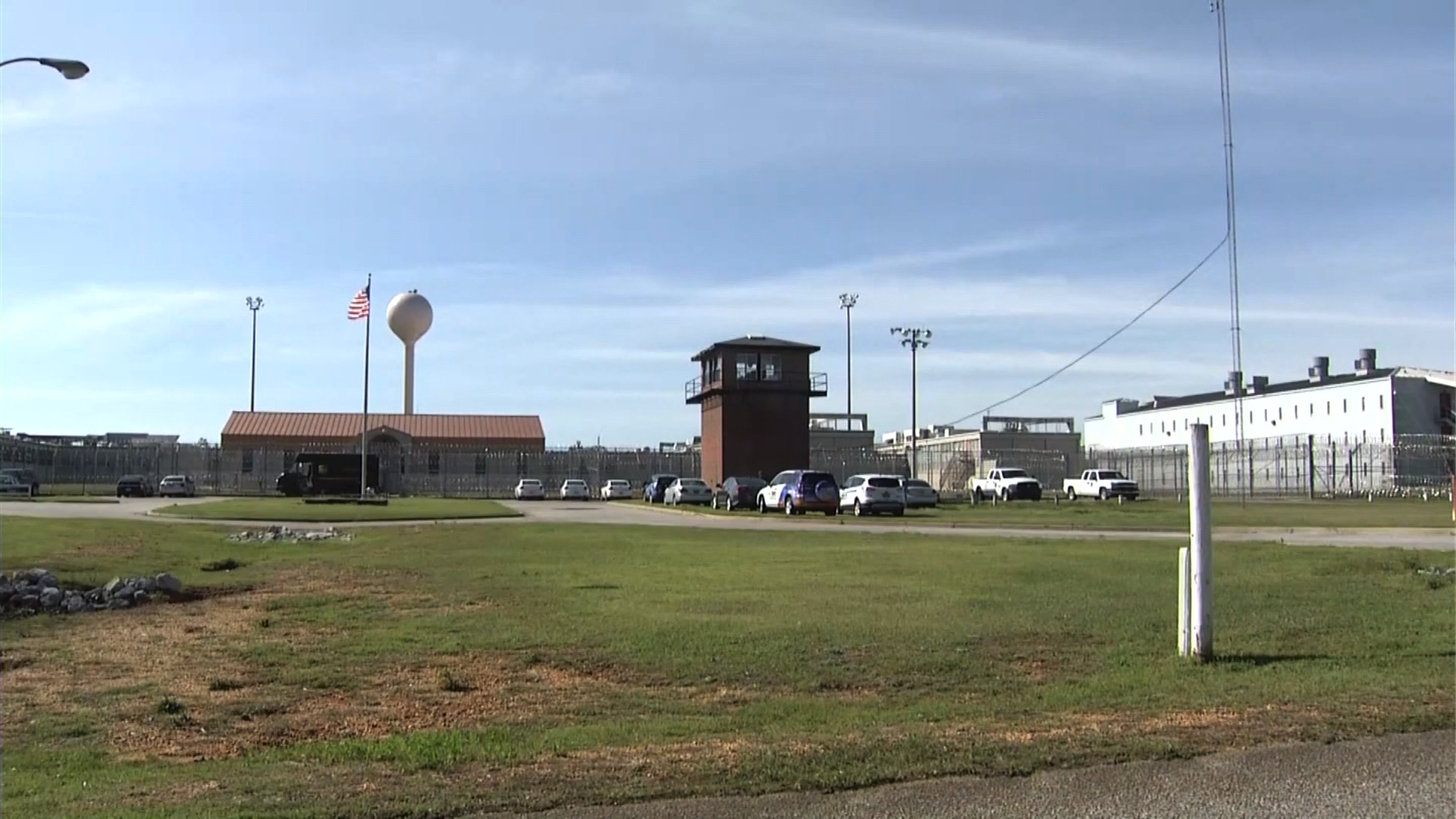 Holman prison shuts off water to cells, hunger strike ends - Alabama News