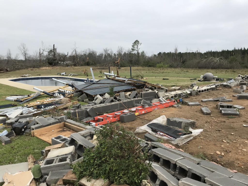 Family Survives Lee County Tornado in Bathtub Alabama News