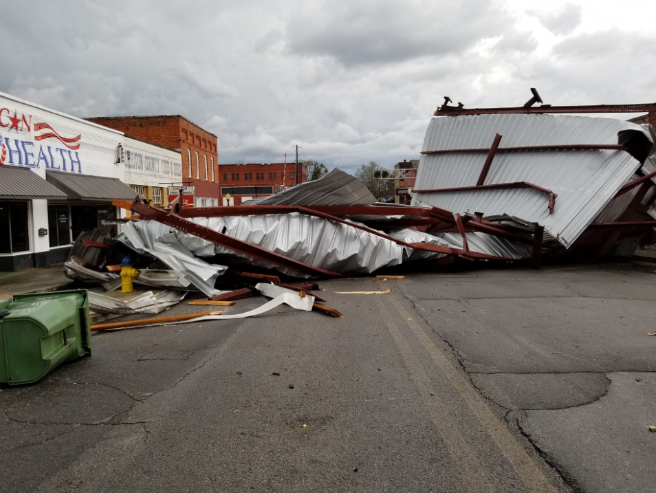 Strong Storms Bring Damage in Clanton - Alabama News