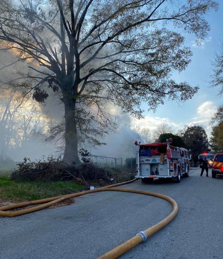 Montgomery Fire & Rescue Battles Blaze in House Fire Alabama News