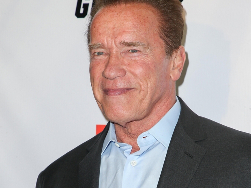 Arnold Schwarzenegger Addresses Russian People On Twitter