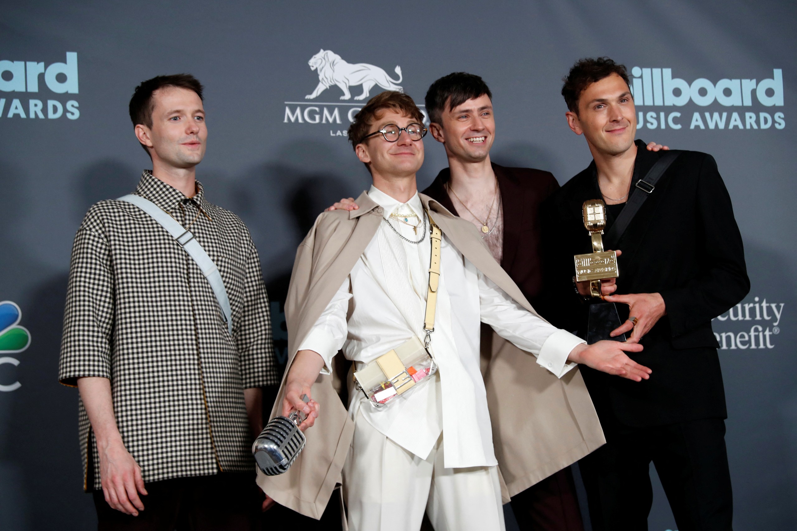 Glass Animals Wins Top Rock Artist At The 2022 Billboard Music Awards ...