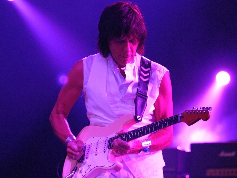 Jeff Beck & Johnny Depp Cover John Lennon, Dennis Wilson, & The Velvet Underground On Joint Lp