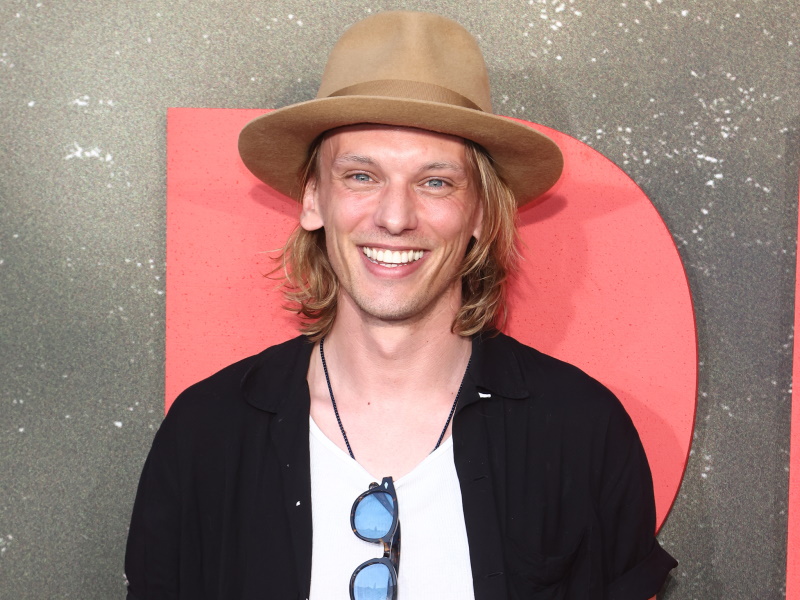 Jamie Campbell Bower Celebrates Sobriety