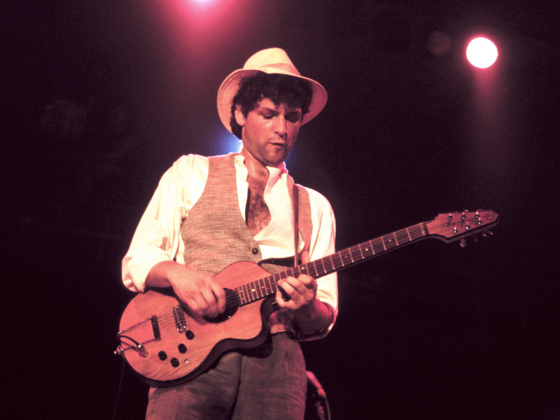 The Killers Joined By Lindsey Buckingham On Stage In La